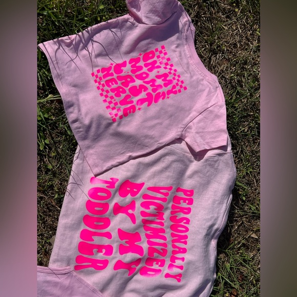 ✨On my moms last nerve✨ baby onesie or toddler tshirt - Picture 2 of 4
